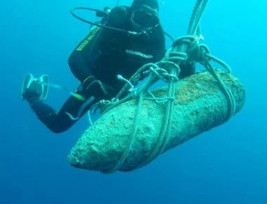 Βίντεο: Πώς μαζεύουν τις νάρκες του Β' ΠΠ στην Βαλτική
